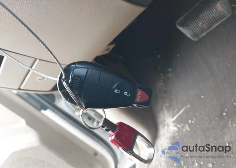 2010 Dodge Ram 1500 Slt/Sport/Trx из США, поврежденный, VIN 1D7RB1GPXAS138229